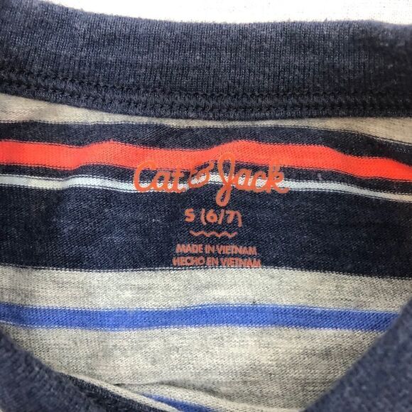 Boys Cat & Jack Short and T-Shirt Outfit Size 6 - Picture 8 of 9